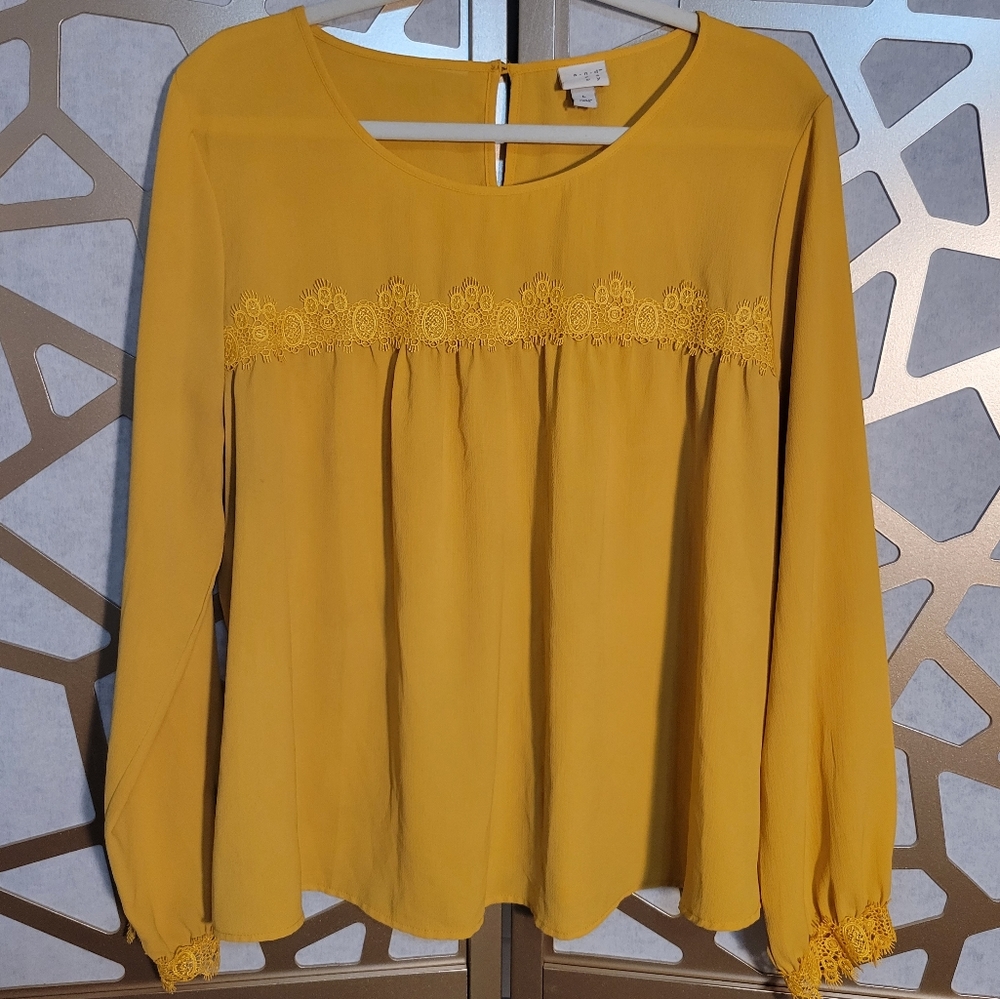 NWOT A NEW DAY Yellow Lace Trim Blouse